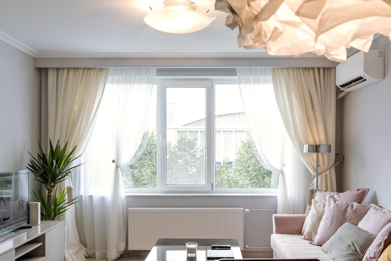 Luxury City Centre Apartment Bucarest Exterior foto